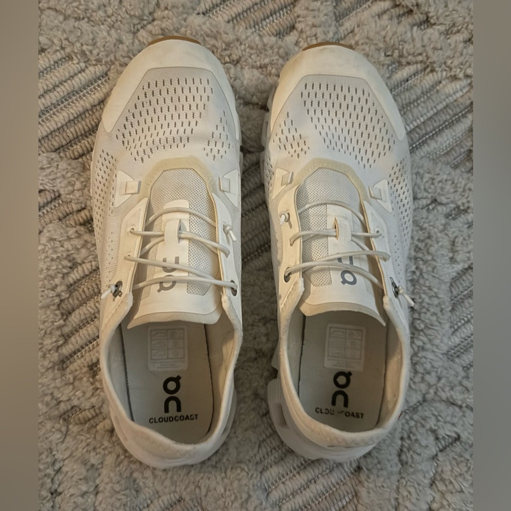 OnCloud Cloud Coast White Sneakers - Picture 2 of 5